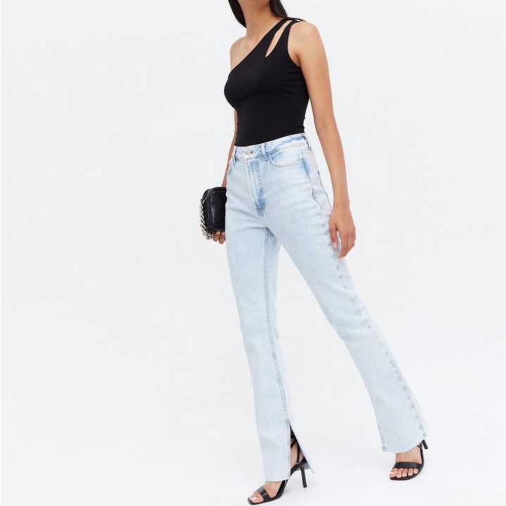 NWT New Look Brooke high rise flared jeans with side slit- LIGHT BLUE